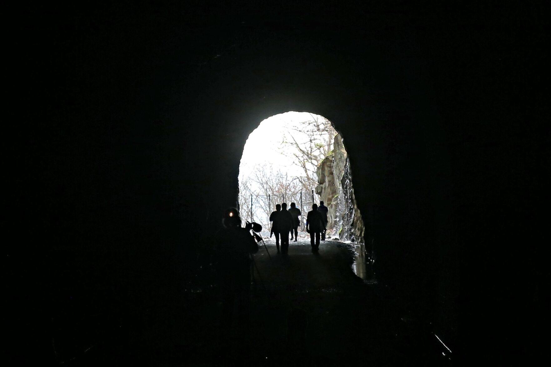 11220-cdp-news-blueridgetunnel380.JPG